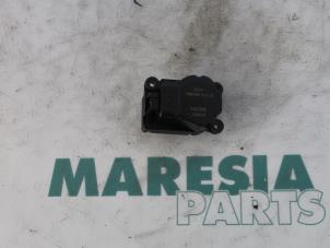 Używane Silnik zaworu nagrzewnicy Citroen C5 III Tourer (RW) 2.0 HDiF 16V 160 Cena € 25,00 Procedura marży oferowane przez Maresia Parts