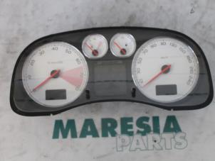 Gebrauchte Instrumentenbrett Peugeot 307 CC (3B) 1.6 16V Preis € 50,00 Margenregelung angeboten von Maresia Parts