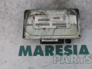 Używane Sterownik skrzyni automatycznej Renault Espace (JK) 3.0 dCi V6 24V Grand Espace Cena € 75,00 Procedura marży oferowane przez Maresia Parts