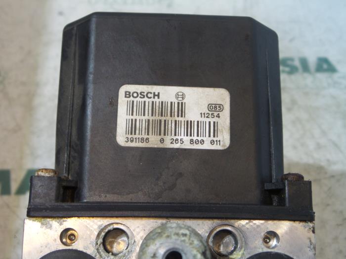 ABS-pump från en Fiat Ulysse (179) 2.0 JTD 16V 2004
