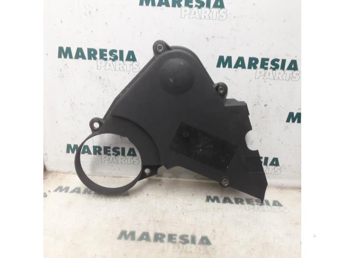 Usagé Couvercle de distribution Peugeot 206 (2A/C/H/J/S) 2.0 GTI 16V Prix € 20,00 Règlement à la marge proposé par Maresia Parts