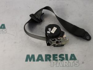 Usagé Ceinture de sécurité arrière droite Fiat Panda (169) 1.4 16V Prix € 35,00 Règlement à la marge proposé par Maresia Parts
