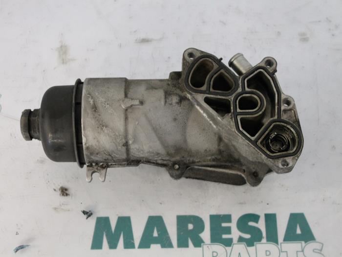 Gebrauchte Ölfilterhalter Peugeot Partner 1.6 HDI 90 16V Preis € 45,00 Margenregelung angeboten von Maresia Parts
