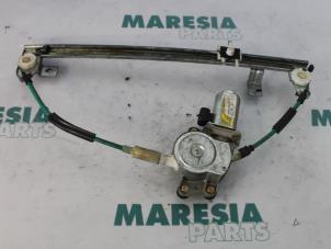 Usados Mecanismo de ventanilla de 4 puertas derecha delante Fiat Multipla (186) 1.6 16V 100 SX,ELX Precio € 35,00 Norma de margen ofrecido por Maresia Parts