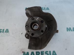 Used Knuckle, front left Citroen C8 (EA/EB) 2.2 HDi 16V Price € 75,00 Margin scheme offered by Maresia Parts