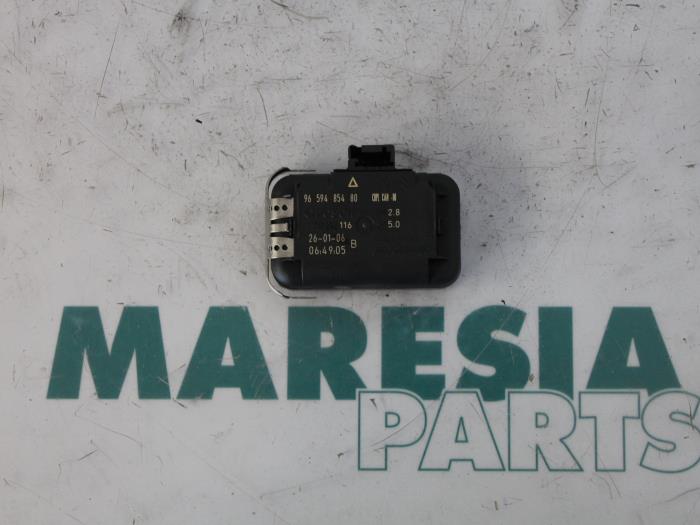 Begagnade Regnsensor Citroen C5 II Break (RE) 2.0 HDiF 16V Pris € 85,00 Marginaltabell erbjuds av Maresia Parts