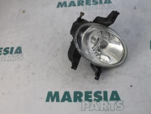 Used Fog light, front left Peugeot 206 SW (2E/K) 2.0 HDi Price € 10,00 Margin scheme offered by Maresia Parts