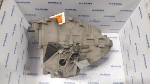 Usagé Boîte de vitesse Renault Safrane II 2.5 20V RXE,RXT Prix € 367,50 Règlement à la marge proposé par Maresia Parts