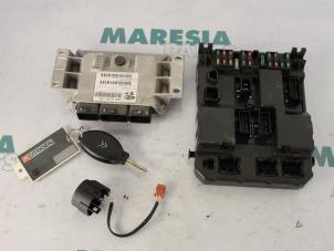 Usados Ordenador de gestión de motor Citroen C5 I Berline (DC) 2.0 16V Precio € 157,50 Norma de margen ofrecido por Maresia Parts