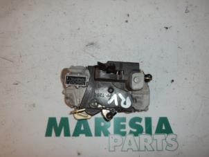 Used Front door lock mechanism 4-door, right Citroen Xsara Break (N2) 1.8i 16V Exclusive Price € 25,00 Margin scheme offered by Maresia Parts