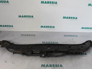 Used Lock plate Renault Megane II CC (EM) 2.0 16V Price € 30,00 Margin scheme offered by Maresia Parts