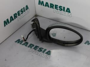 Used Wing mirror, right Alfa Romeo 147 (937) 1.6 HP Twin Spark 16V Price € 40,00 Margin scheme offered by Maresia Parts