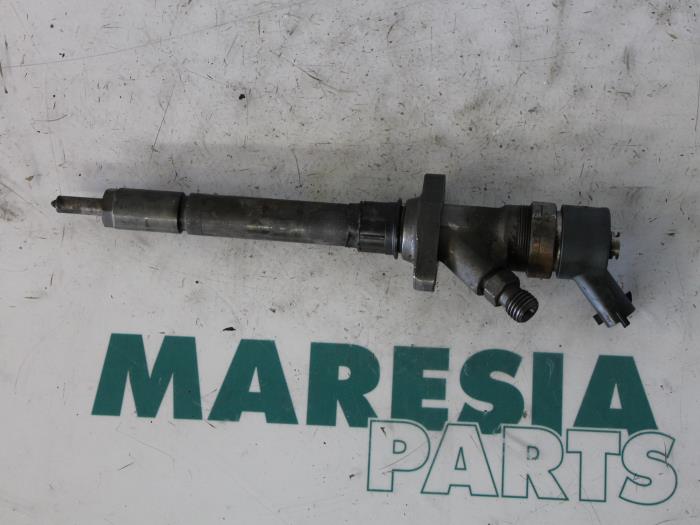 Usagé Injecteurs Citroen C8 (EA/EB) 2.2 HDi 16V Prix € 105,00 Règlement à la marge proposé par Maresia Parts