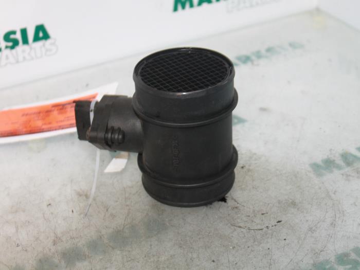 Airflow meter from a Alfa Romeo 147 (937) 1.6 Twin Spark 16V 2003