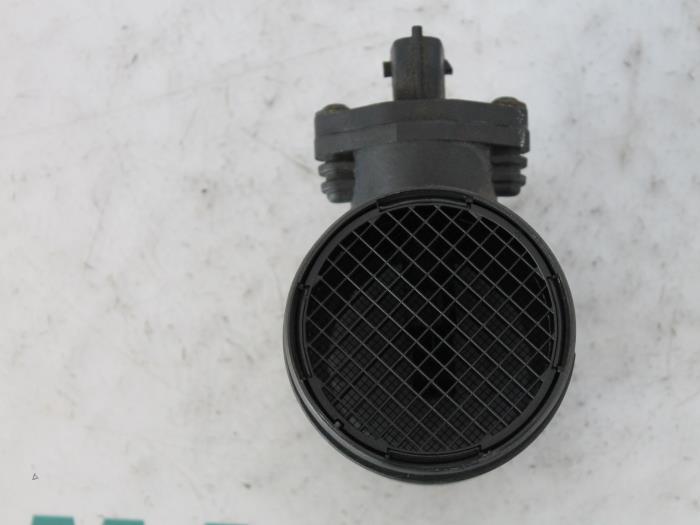 Airflow meter from a Alfa Romeo 147 (937) 1.6 Twin Spark 16V 2003