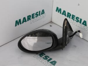 Used Wing mirror, left Alfa Romeo 147 (937) 1.6 Twin Spark 16V Price € 50,00 Margin scheme offered by Maresia Parts