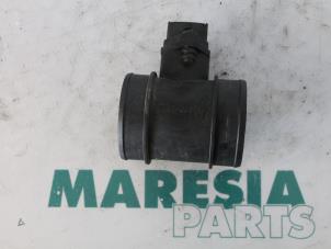 Used Airflow meter Alfa Romeo 147 (937) 1.6 Twin Spark 16V Price € 35,00 Margin scheme offered by Maresia Parts