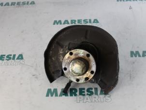 Used Knuckle, rear left Alfa Romeo 147 (937) 1.6 Twin Spark 16V Price € 35,00 Margin scheme offered by Maresia Parts