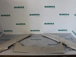 Usagé Revêtement plafond Citroen C3 (SC) 1.6 HDi 92 Prix € 50,00 Règlement à la marge proposé par Maresia Parts