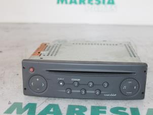 Używane Radioodtwarzacz CD Renault Laguna II Grandtour (KG) 1.9 dCi 120 Cena € 50,00 Procedura marży oferowane przez Maresia Parts