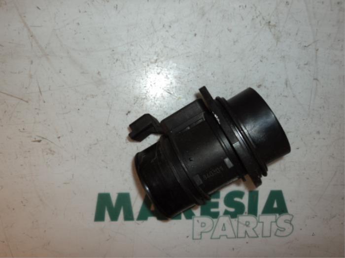 Usagé Débitmètre Renault Laguna II Grandtour (KG) 1.9 dCi 120 Prix € 35,00 Règlement à la marge proposé par Maresia Parts
