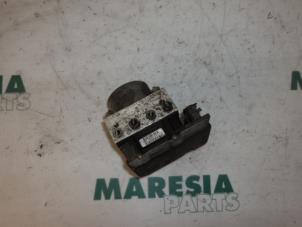 Gebrauchte ABS Pumpe Renault Clio II Societe (SB) 1.5 dCi 65 Preis € 50,00 Margenregelung angeboten von Maresia Parts