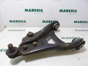 Used Front lower wishbone, right Renault Clio II Societe (SB) 1.5 dCi 65 Price € 20,00 Margin scheme offered by Maresia Parts