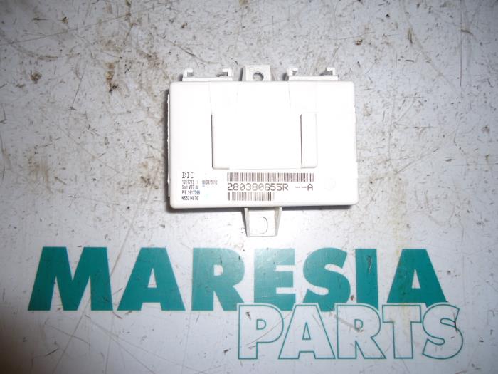 Usagé Ordinateur divers Renault Megane III Grandtour (KZ) 1.5 dCi 110 Prix € 19,98 Règlement à la marge proposé par Maresia Parts