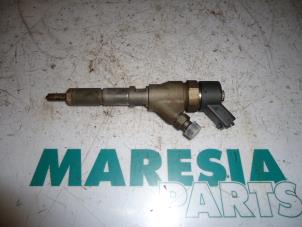 Gebrauchte Einspritzdüse (Diesel) Citroen Xsara Picasso (CH) 2.0 HDi 90 Preis € 50,00 Margenregelung angeboten von Maresia Parts