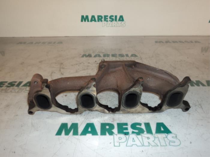 Gebrauchte Abgaskrümmer Renault Laguna II Grandtour (KG) 1.9 dCi 120 Preis € 50,00 Margenregelung angeboten von Maresia Parts