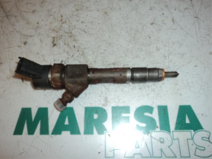 Usagé Injecteurs Renault Laguna II Grandtour (KG) 1.9 dCi 120 Prix € 75,00 Règlement à la marge proposé par Maresia Parts