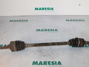 Used Drive shaft, rear left Renault Scénic I (JA) 1.9 dCi RX4 Price € 105,00 Margin scheme offered by Maresia Parts