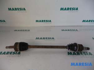 Used Drive shaft, rear right Renault Scénic I (JA) 1.9 dCi RX4 Price € 85,00 Margin scheme offered by Maresia Parts