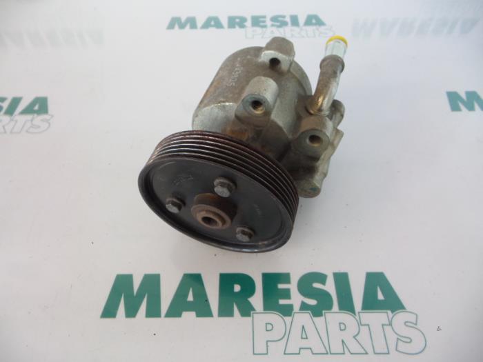 Power steering pumps with engine code F9Q74 stock