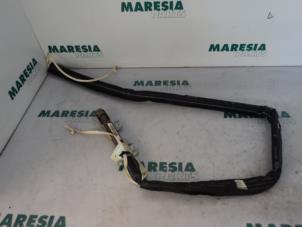 Used Roof curtain airbag, left Peugeot 407 (6D) 1.6 HDi 16V Price € 40,00 Margin scheme offered by Maresia Parts