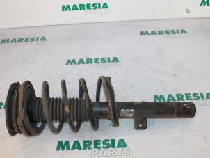 Used Front shock absorber rod, right Peugeot 607 (9D/U) 2.2 HDi 16V FAP Price € 75,00 Margin scheme offered by Maresia Parts
