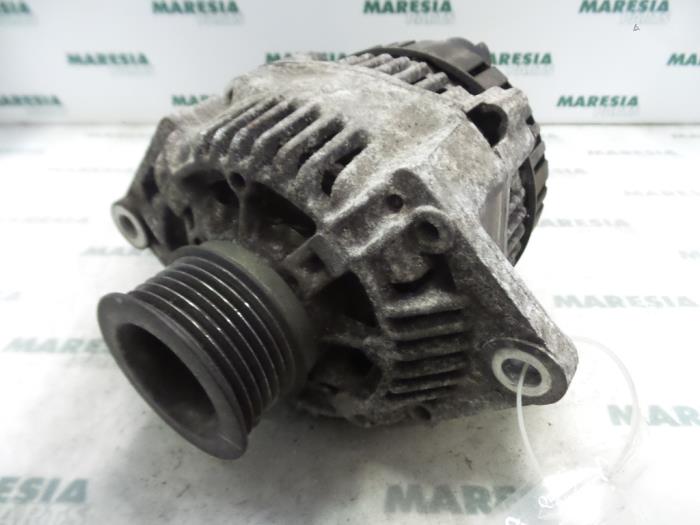 Usagé Dynamo Renault Master II (JD) 2.5 D T28 Prix € 141,75 Règlement à la marge proposé par Maresia Parts