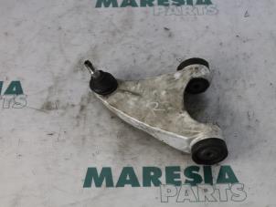 Używane Wahacz zawieszenia górny prawy przód Alfa Romeo 156 Sportwagon (932) 1.8 Twin spark 16V Cena € 25,00 Procedura marży oferowane przez Maresia Parts