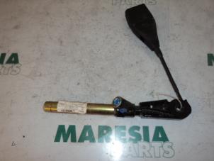 Used Seatbelt tensioner, left Renault Laguna II (BG) 1.8 16V Price € 25,00 Margin scheme offered by Maresia Parts