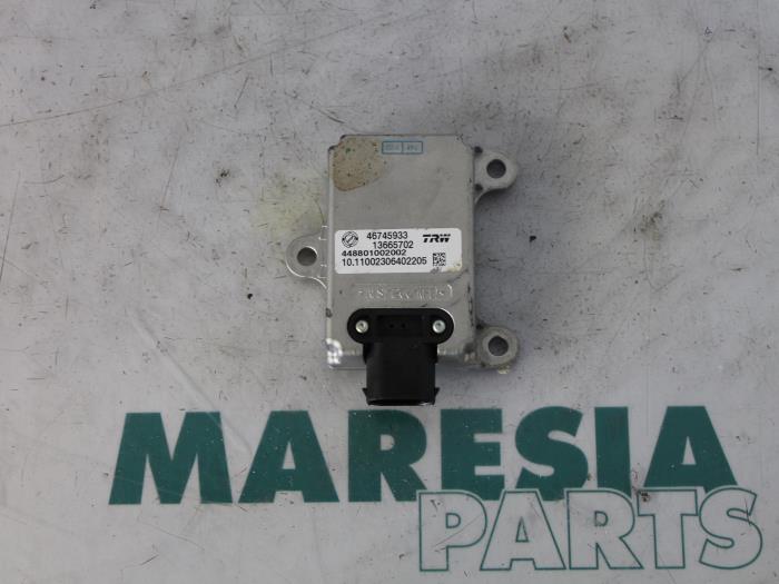 Begagnade ESP-dator Lancia Thesis (841) 2.4 20V Pris € 50,00 Marginaltabell erbjuds av Maresia Parts