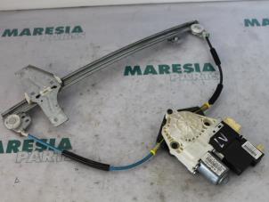 Used Window mechanism 4-door, front left Peugeot 307 SW (3H) 1.6 HDi 16V Price € 45,00 Margin scheme offered by Maresia Parts