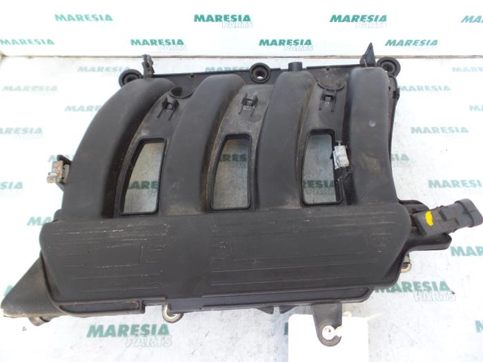Gebrauchte Ansaugbrugge Renault Scénic I (JA) 1.8 16V Preis € 40,00 Margenregelung angeboten von Maresia Parts