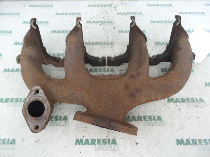 Gebrauchte Abgaskrümmer Renault Laguna II (BG) 2.2 dCi 150 16V Preis € 75,00 Margenregelung angeboten von Maresia Parts