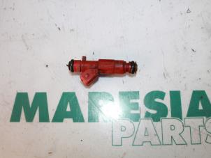 Usagé Injecteur (injection essence) Alfa Romeo 166 3.2 V6 24V Prix € 50,00 Règlement à la marge proposé par Maresia Parts
