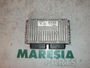 Usagé Ordinateur réservoir automatique Peugeot 307 CC (3B) 2.0 16V Prix € 75,00 Règlement à la marge proposé par Maresia Parts