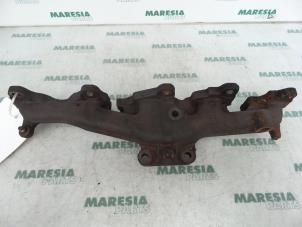 Used Exhaust manifold Fiat Fiorino (225) 1.3 JTD 16V Multijet Price € 45,00 Margin scheme offered by Maresia Parts
