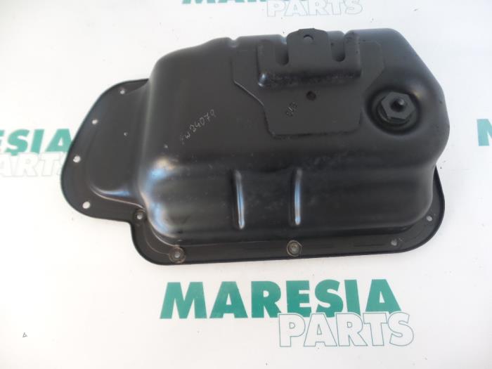 Gebrauchte Ölwanne Peugeot 207/207+ (WA/WC/WM) 1.4 16V Preis € 25,00 Margenregelung angeboten von Maresia Parts