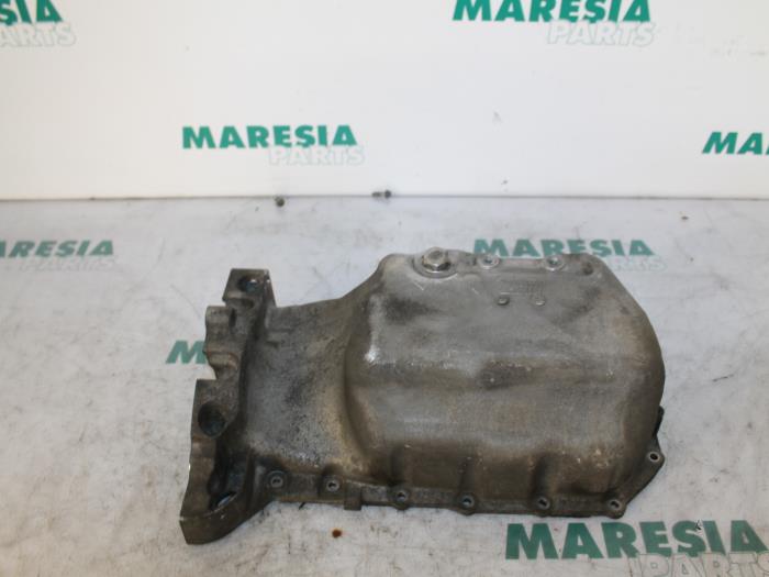 Gebrauchte Ölwanne Peugeot 307 CC (3B) 1.6 16V Preis € 35,00 Margenregelung angeboten von Maresia Parts