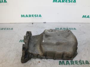 Used Sump Peugeot 307 CC (3B) 1.6 16V Price € 35,00 Margin scheme offered by Maresia Parts