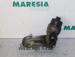 Used Oil filter holder Peugeot 307 CC (3B) 1.6 16V Price € 35,00 Margin scheme offered by Maresia Parts